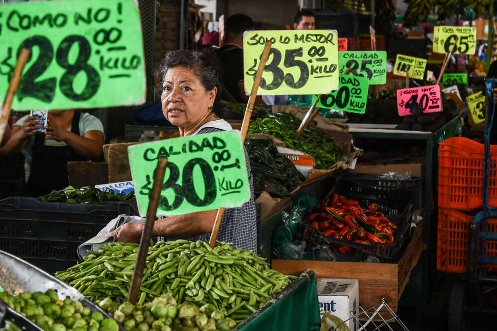 Antes de comprar en línea o contratar un servicio, échale un ojo al Buró Comercial de Profeco (Foto: Cuartoscuro)