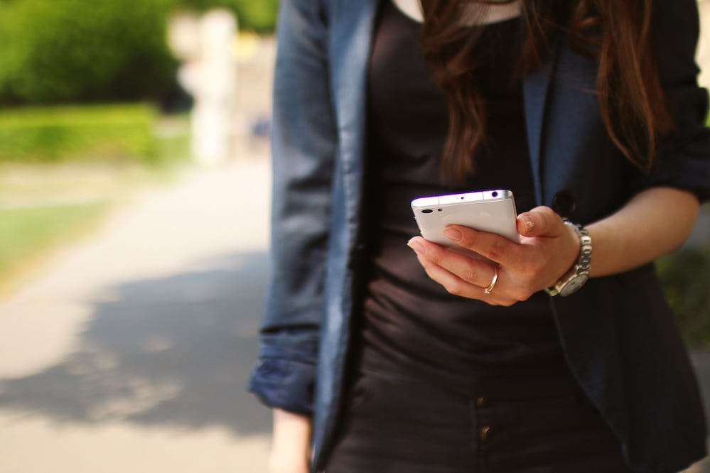 Tarjetas de débito sin comisiones. Foto: Pexels