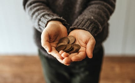 Guía de ahorro para jóvenes de pocos ingresos, pero altas ambiciones