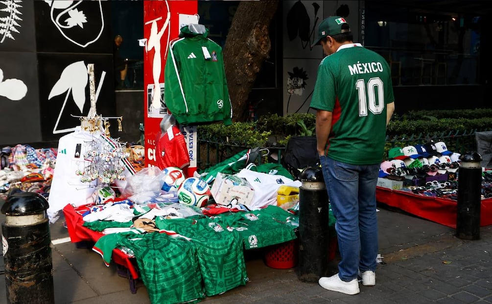 Mundial 2026: El grave error financiero que Profeco te pide evitar para cuidar tu dinero. (Foto: Creada con IA)
