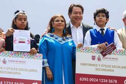 Tarjeta de Útiles y Uniformes Escolares 2025: Cómo activarla paso a paso y en dónde puedo comprar