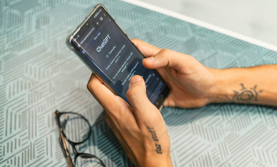 ¿Cómo puedo usar ChatGPT en mi negocio? (Foto: DeDinero)