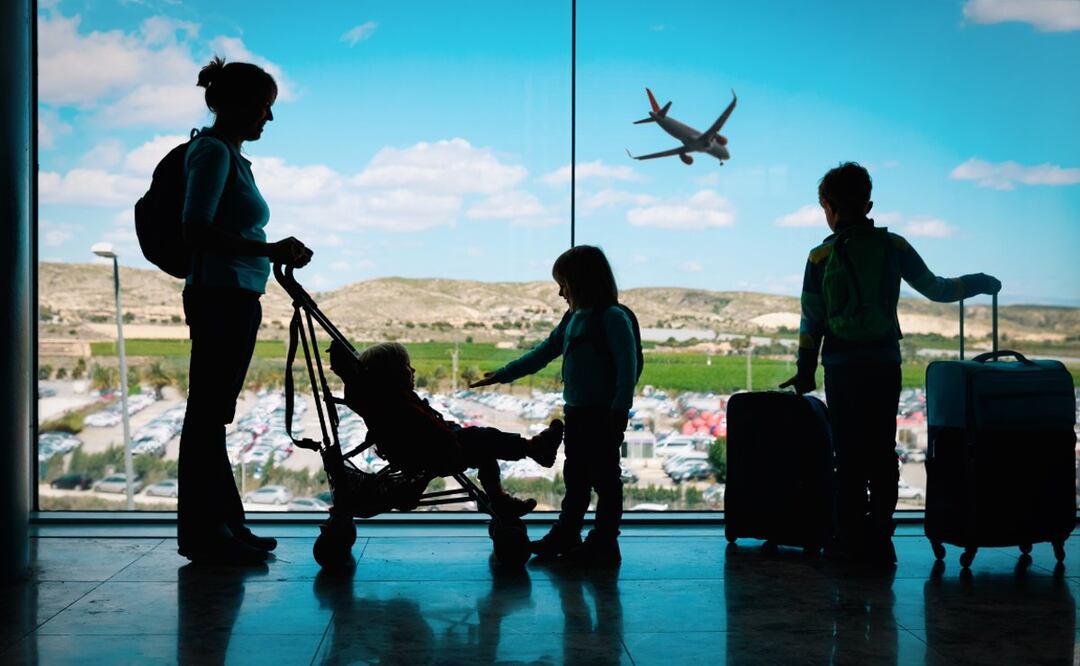 ¿Por qué los niños menores de 2 años vuelan gratis? (Foto: DeDinero)