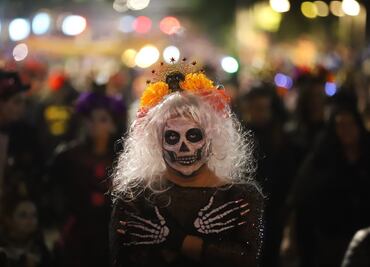 Desfile de Día de Muertos 2024 en CDMX: Ruta, horarios y tips para ganar dinero este fin de semana