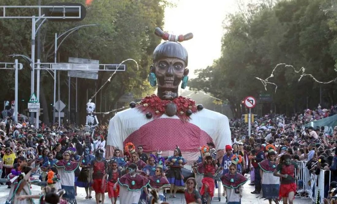 Día de Muertos en CDMX, festival de flores, mega ofrenda y desfile monumental ¡totalmente gratis!. (Foto: Redes sociales)
