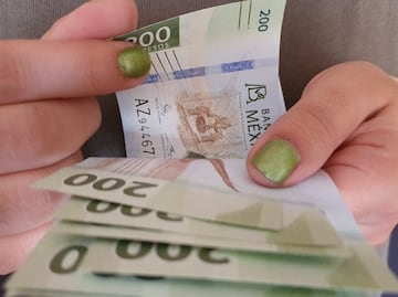 ¿Cómo hacer crecer mi aguinaldo en CETES 2024? Gana dinero con inversiones seguras