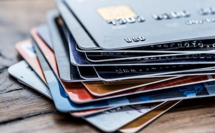 Señales de Condusef que te harán ver que ya no puedes mantener tus tarjetas de crédito 