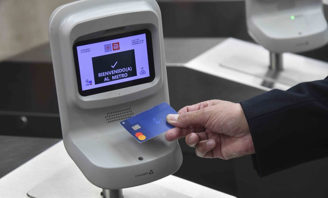 Paga el metro con tu tarjeta bancaria sin contacto (Foto: Cuartoscuro)