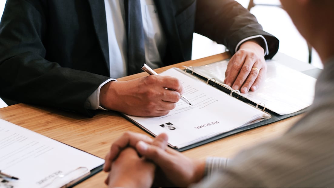Vacantes de Empleo CDMX 2025 con la Secretaría de Trabajo (Foto: Canva)