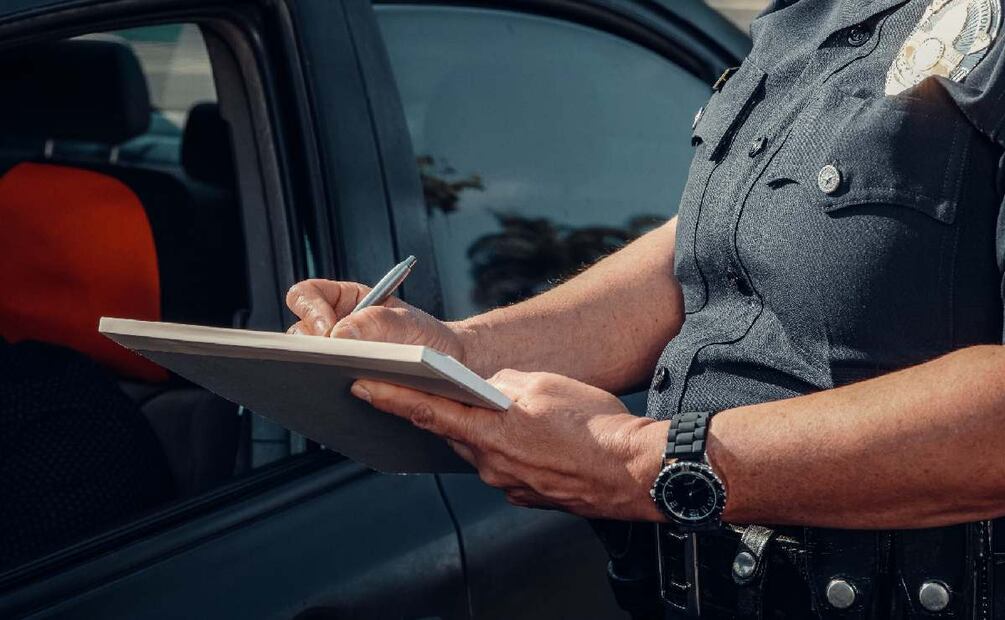 ¿Cómo identificar a un policía real? (Foto: DeDinero)