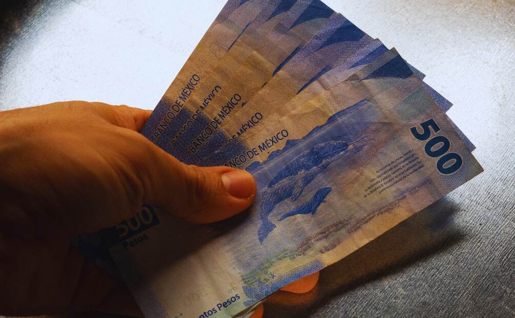 ¿Cuándo se cobra la Pensión Bienestar de marzo de 2025? (Foto: DeDinero)