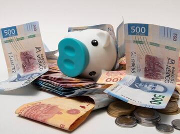 ¿Dónde puedo invertir sin pagar impuestos? La alternativa a Cetes regulada por el gobierno