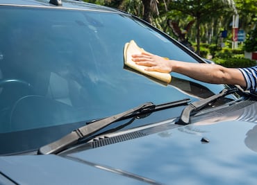 Cuánto gana un limpia parabrisas en México 2025: Rebasan el salario mínimo diario