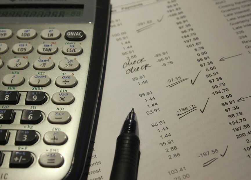Administración y créditos. Fuente: Pixabay