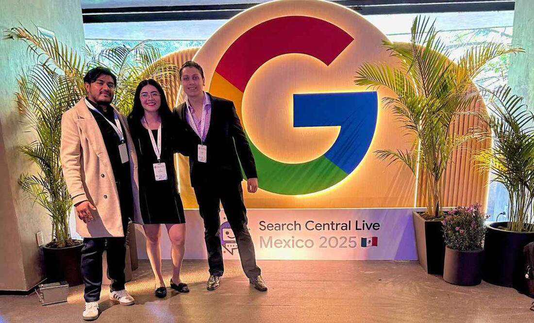 El equipo de DeDinero en el Search Central Live México 2025 de Google. (Foto: DeDinero)