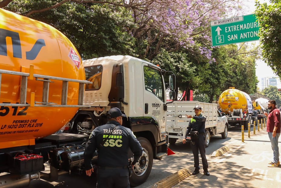 Las reformas buscan fortalecer la seguridad vial y profesionalizar el transporte de materiales peligrosos en la capital (Foto: Cuartoscuro)