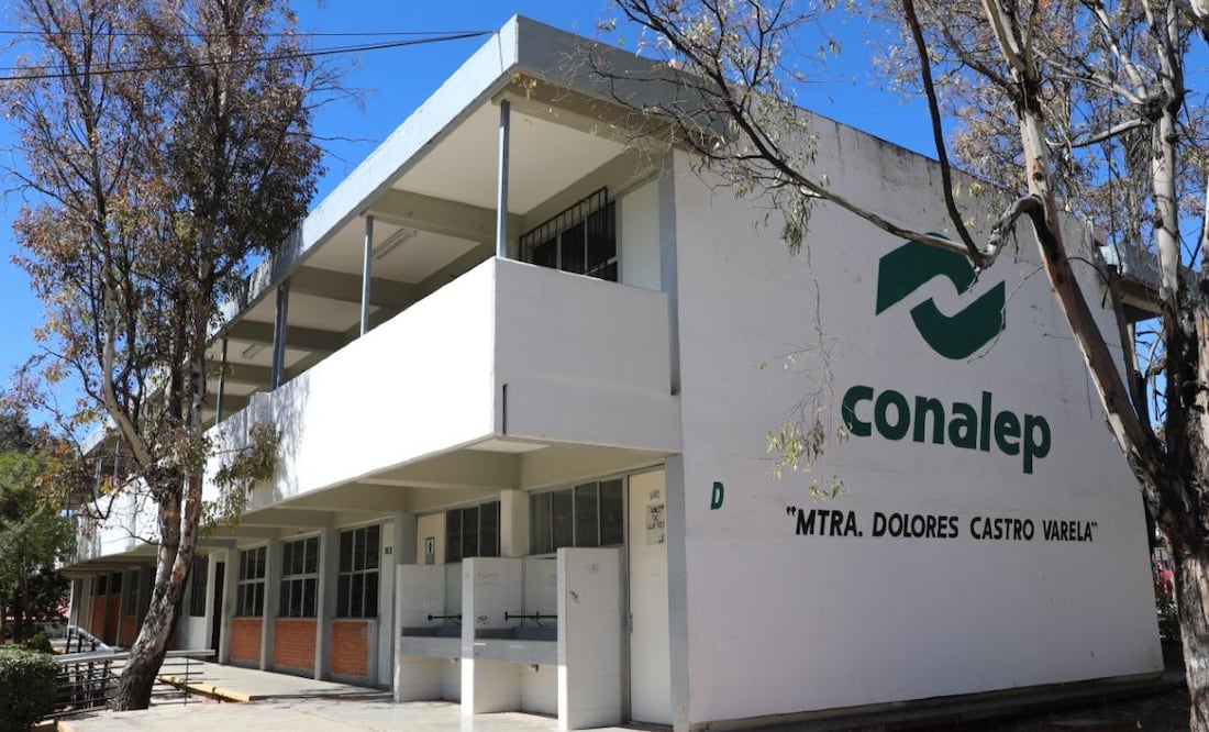 Estudiar en el Conalep es más barato de lo que crees: precios y carreras. (Foto: Creada con IA)