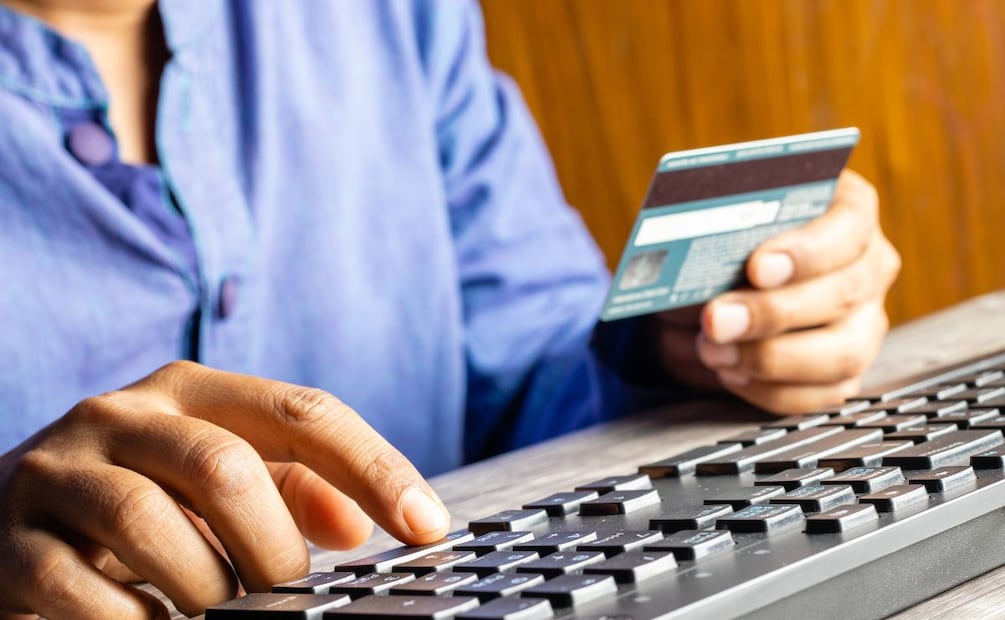 ¿Qué pasa si me sacaron dinero de mi tarjeta de débito? (Foto: DeDinero)