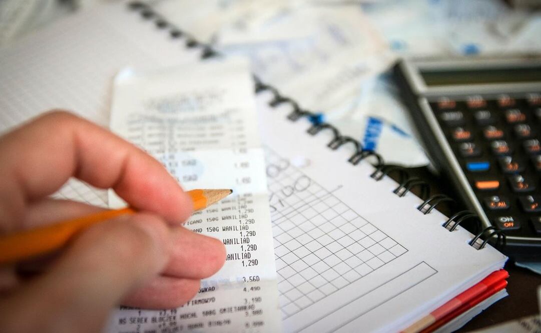 Mediante los impuestos, el gobierno capta recursos para realizar proyectos de interés general. (Foto: Pixabay)