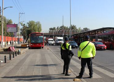 Multas y sanciones por invadir el carril del Metrobús en la CDMX