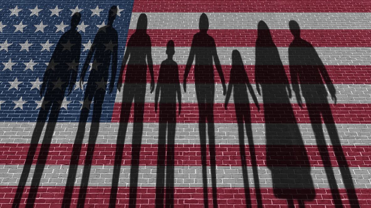 DACA permite a jóvenes indocumentados insertarse legalmente en el mercado laboral de Estados Unidos (Foto: Canva)