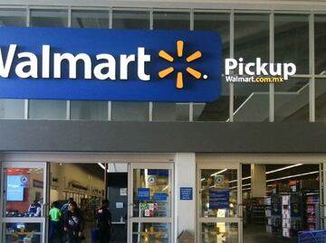 Clientes latinos apagan económicamente a Walmart: el motivo detrás del cierre de sucursales
