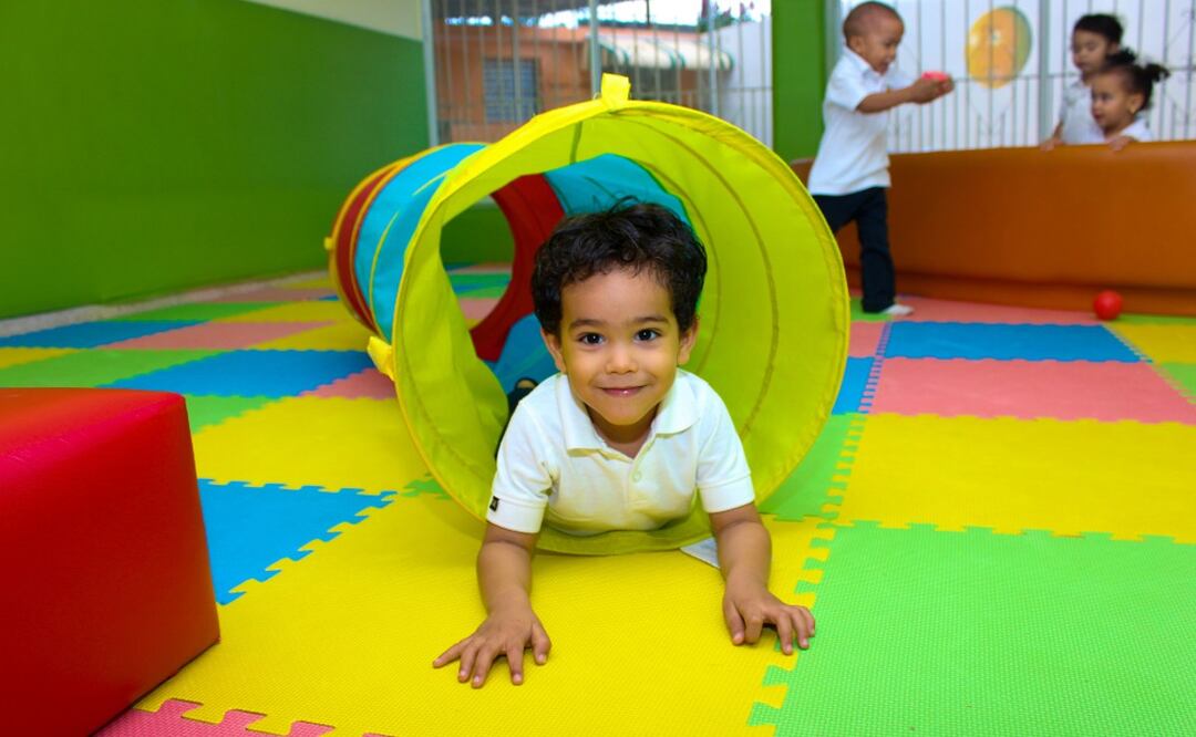 Conoce los requisitos para inscribir a tu hijo en las guarderías de la CDMX. (Foto: DeDinero)