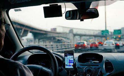 Norteño en taxi ofrece viaje gratis a cliente más 300 pesos, a cambio de favores turbios y caso se hace viral