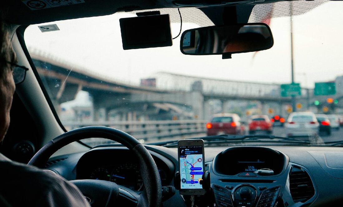 Conductor de taxi es viral en Reynosa, Tamaulipas, por favores. (Foto: Unsplash)