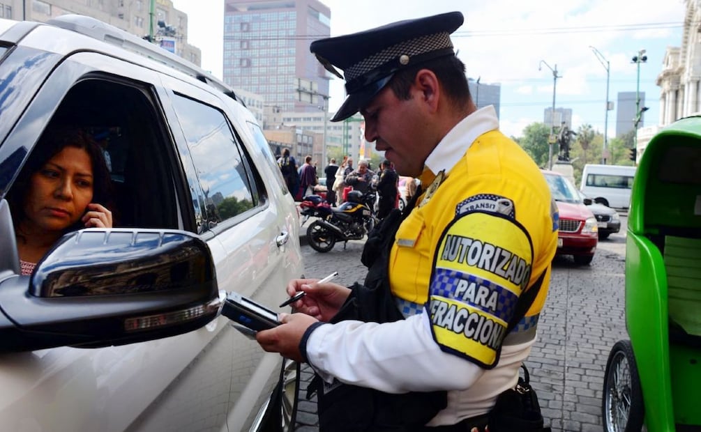 ¿No tienes auto y te llegó una multa? Alertan por estafa de infracciones falsas que vacían cuentas. (Foto: Cuartoscuro)