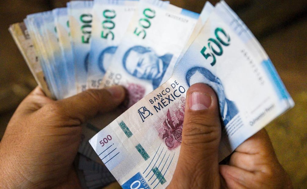 ¿Te falta dinero para acabar la quincena? Guía para pedir un adelanto de sueldo en BBVA, Banorte y Azteca. (Foto: Cuartoscuro)