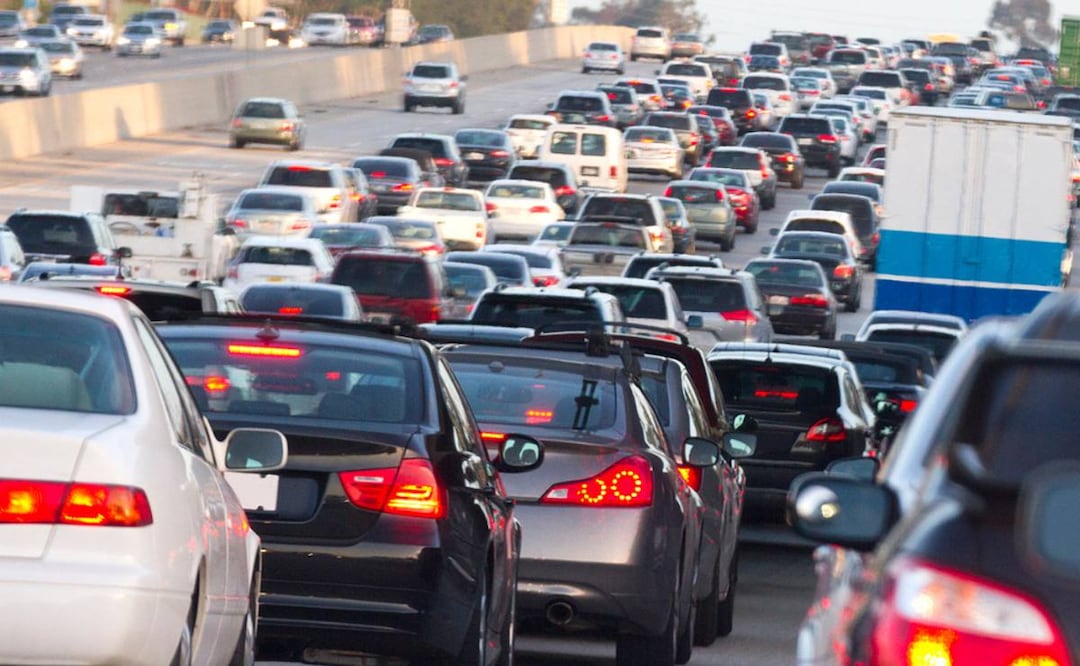 Conoce las consecuencias de no respetar el programa Hoy No Circula. (Foto: DeDinero)