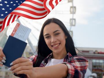 Documentos oficiales para cruzar a Estados Unidos por tierra desde México, costos actualizados 2025