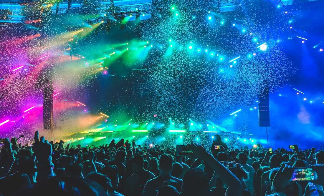 Cantantes y hasta DJs llegan a la capital estos días a varios recintos. (Foto: Unsplash)