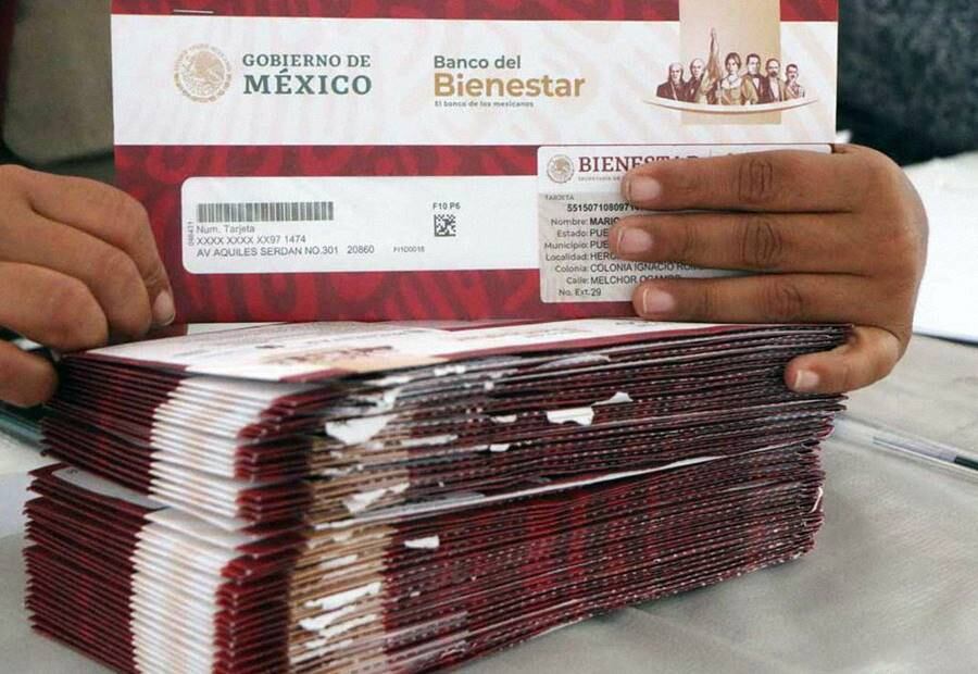 Cada programa del Bienestar establece sus plazos para entrega de tarjetas. (Foto: DeDinero)