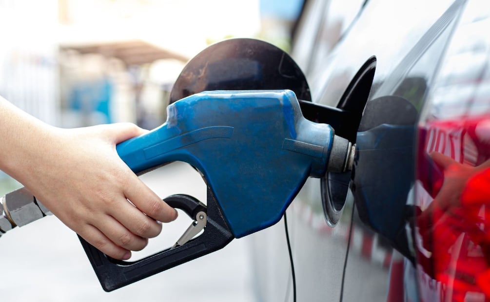 Haz rendir la gasolina con estos consejos (Foto: DeDinero)