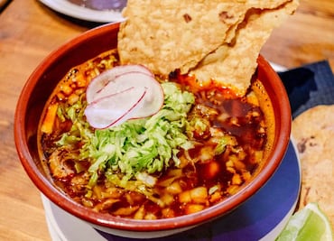 Pozole será más caro en 2024 debido a inflación: Costos y tips para reducir gasto sin perder sabor