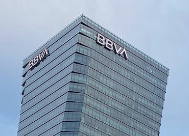El TikTok de BBVA protagonizado por gatitos y otros avisos de los bancos