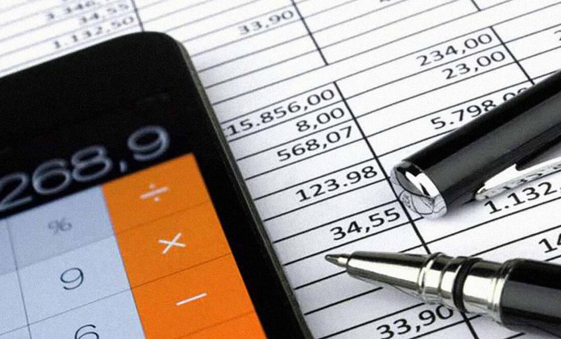 Llevar tus finanzas al papel puede brindarte claridad. (Foto: DeDinero)