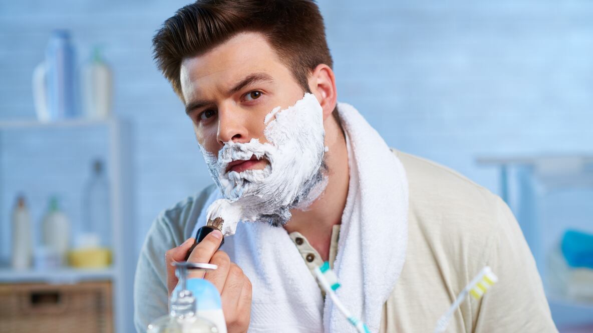 Prepara crema de afeitar casera con ayuda de la Profeco (Foto: Canva)