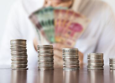 Estrategias para establecer y cumplir metas financieras en el  2024