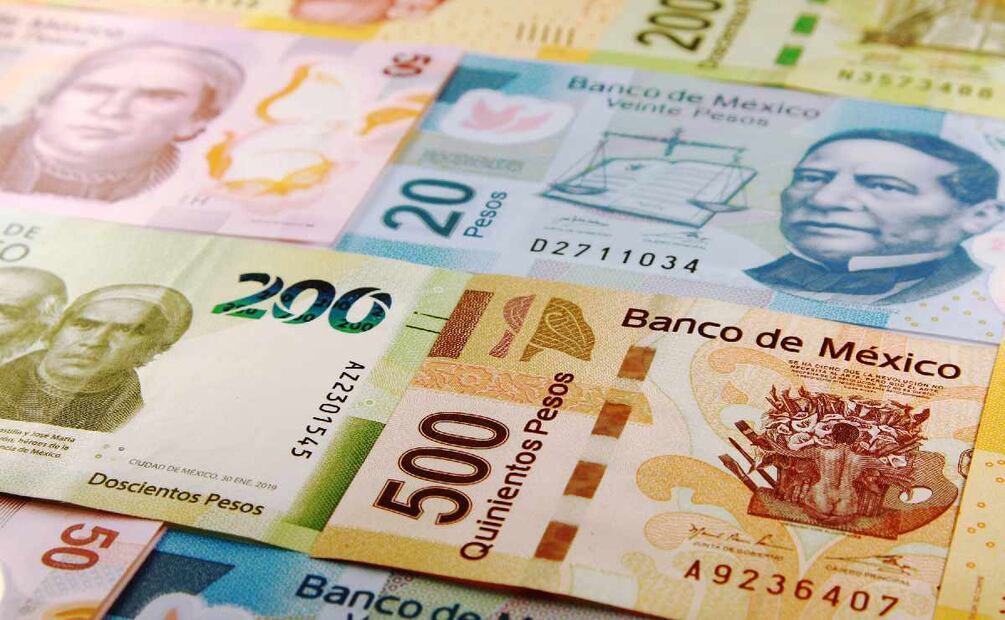 ¿Cuánto sube la Pensión del Bienestar en 2025? (Foto: DeDinero)