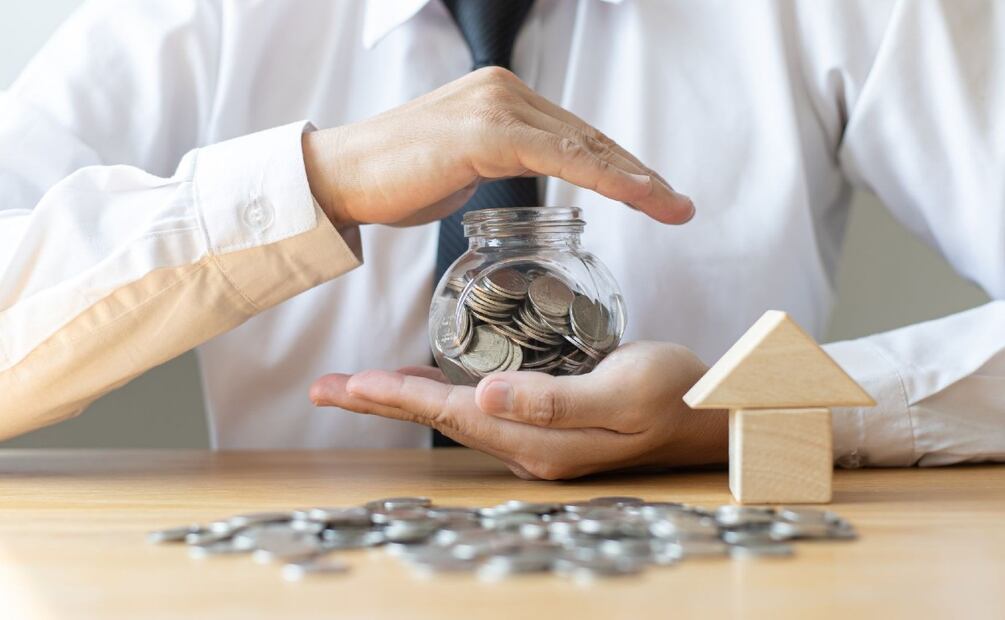 Logra ahorrar más del 30% de tus ingresos (Foto: DeDinero)