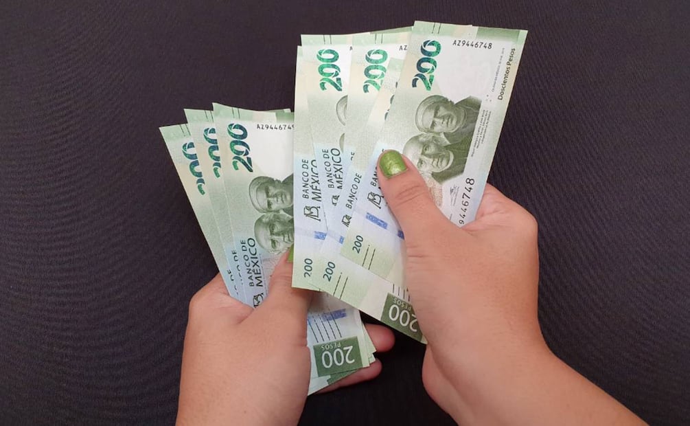 ¿Cetes en Navidad? Esto pasa con tu dinero el 25 de diciembre y cuándo verás reflejados tus rendimientos. (Foto: Canva)