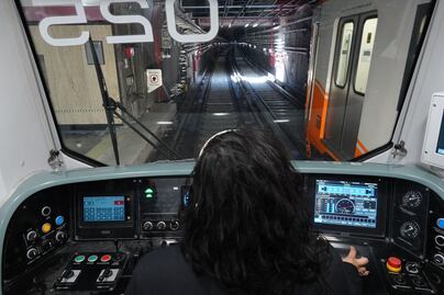 56 años del Metro CDMX por 5 pesos: La Limusina Naranja que ha revelado mamuts y pirámides, datos curiosos que no conocías