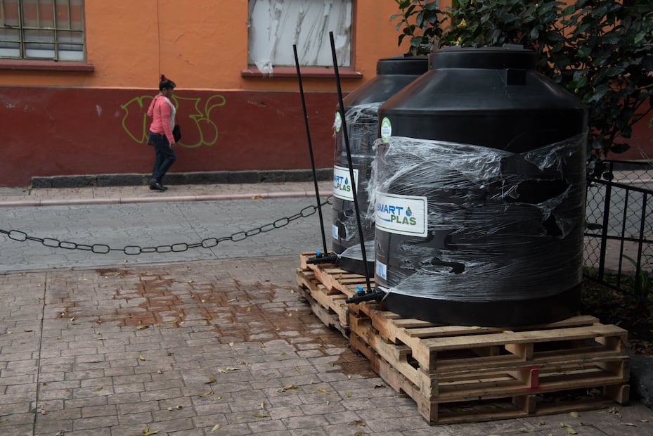Todavía puedes registrarte al programa del Edomex de tinacos gratis (Foto: Cuartoscuro)