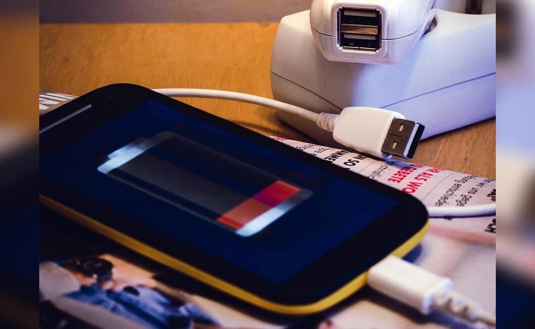 Los teléfonos inteligentes resuelven muchas tareas del día a día. (Foto: Pixabay)