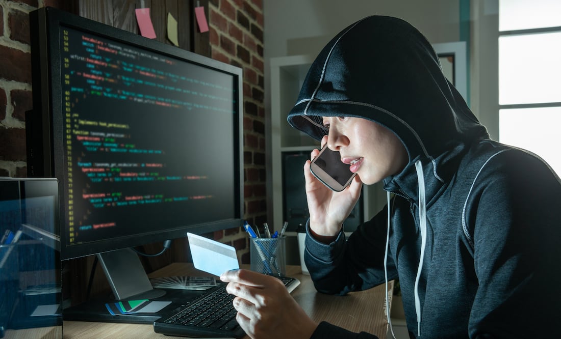 CONDUSEF explica los fraudes cibernéticos (Foto: Canva)