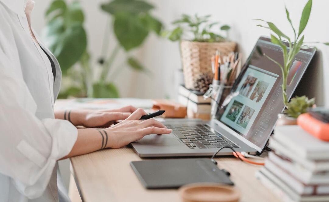 Estudiar una carrera con muchos egresados no siempre implica alta competencia, pues la demanda podría ser igual de grande. (Foto: Pexels)