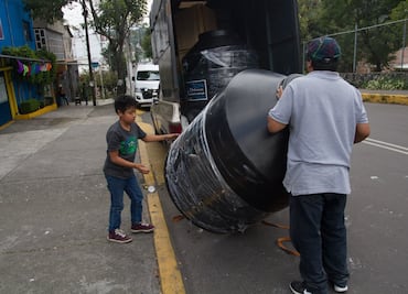 Entrega de tinacos gratis en Edomex: Fechas, requisitos y cómo registrarte como rezagado